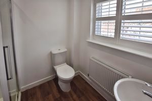 En-suite Shower Room- click for photo gallery